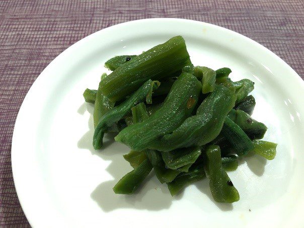 香蒜芝麻拌貢菜-封面